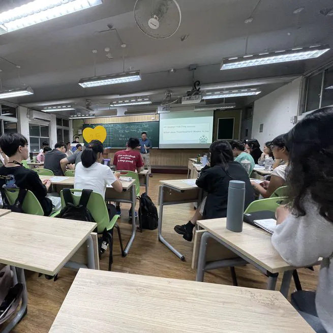 Toastmasters 示範例會心得：從結構、回饋到自信的全新理解