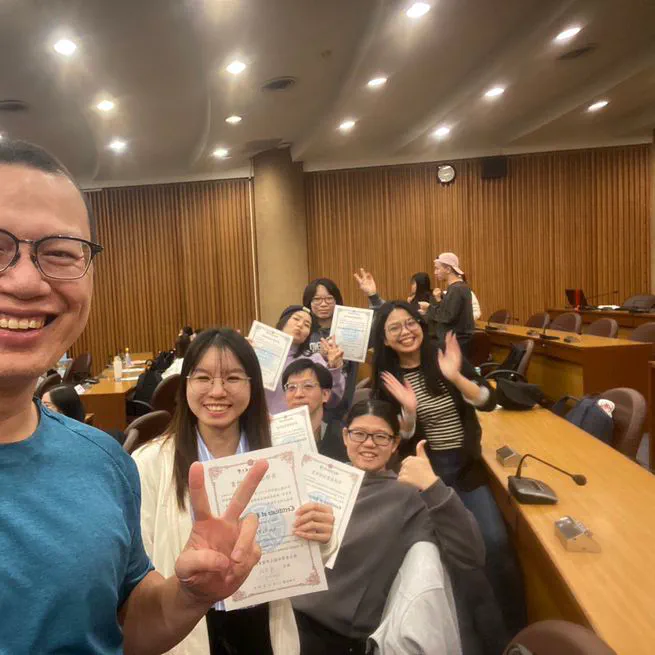 Career Path English Reading Clubs with Yolanda